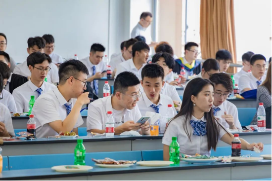 主播福利